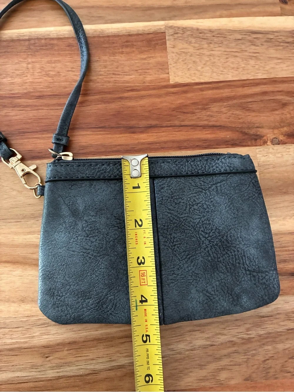 Wilsons Leather Wristlet Purse Wallet Clutch Gray Pebbled Leather